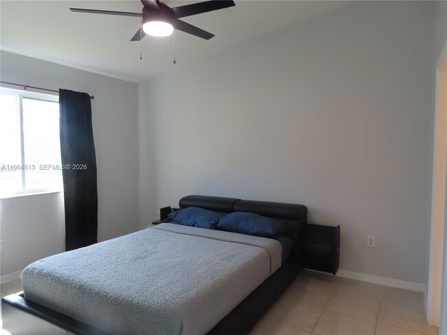 Photo - 3398 NE 9th Dr