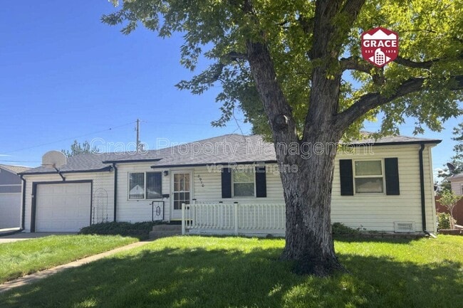 Building Photo - 8910 Hoyt Dr