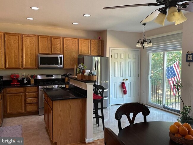 Photo - 2970 Stockholm Way