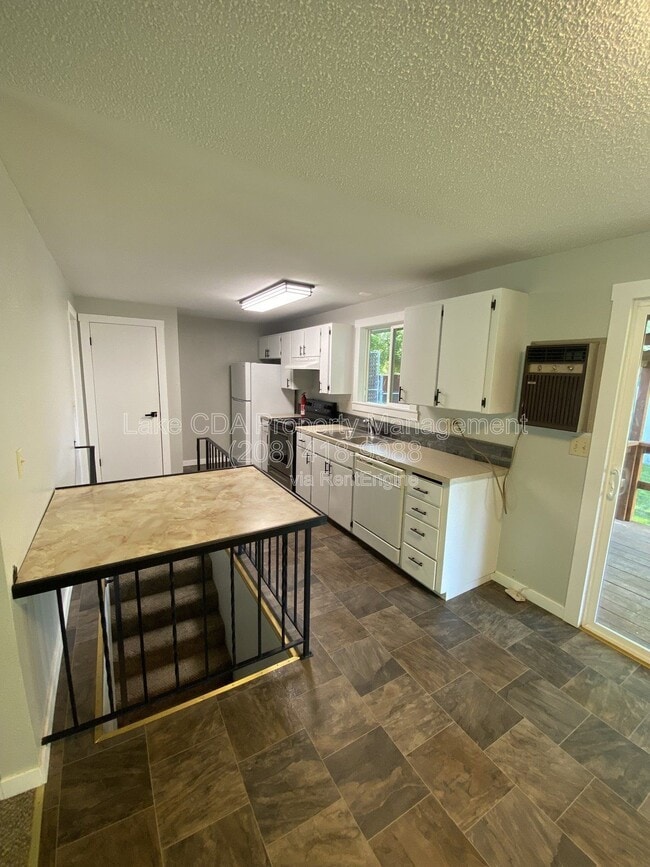 Photo - 3410 Belmont Rd