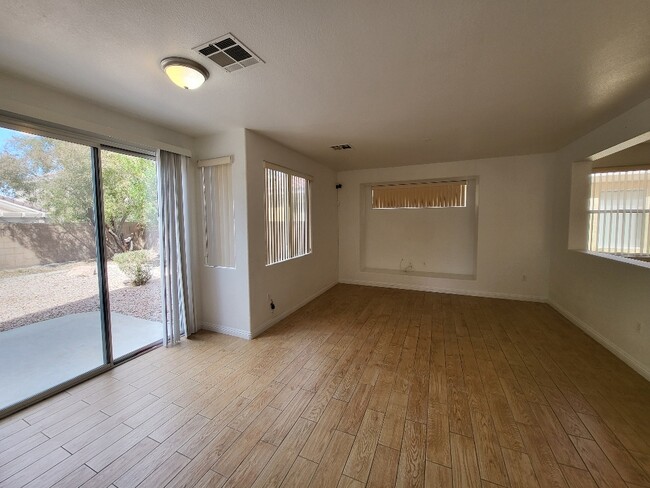 Photo - 180 Hickory Heights Ave