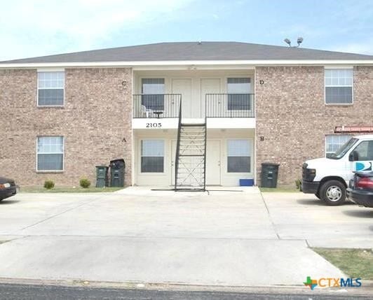 Building Photo - 2105 Jennifer Dr Unit A