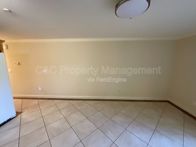 Photo - 1421 N First St Unidad 203