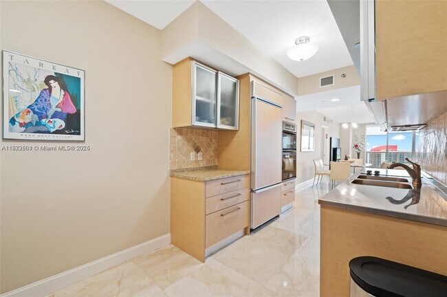 Photo - 1850 S Ocean Dr Unidad 3508