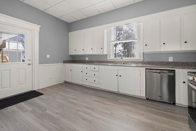 Photo - 275 Market St Unit A