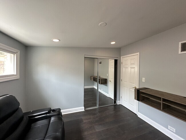 Photo - 5212 Harmswood Terrace