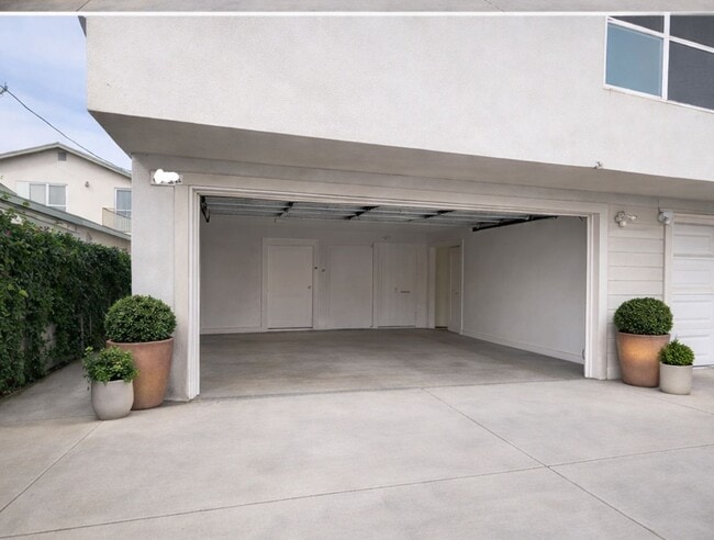 Building Photo - 4250 35th St Unit 4250 35th St