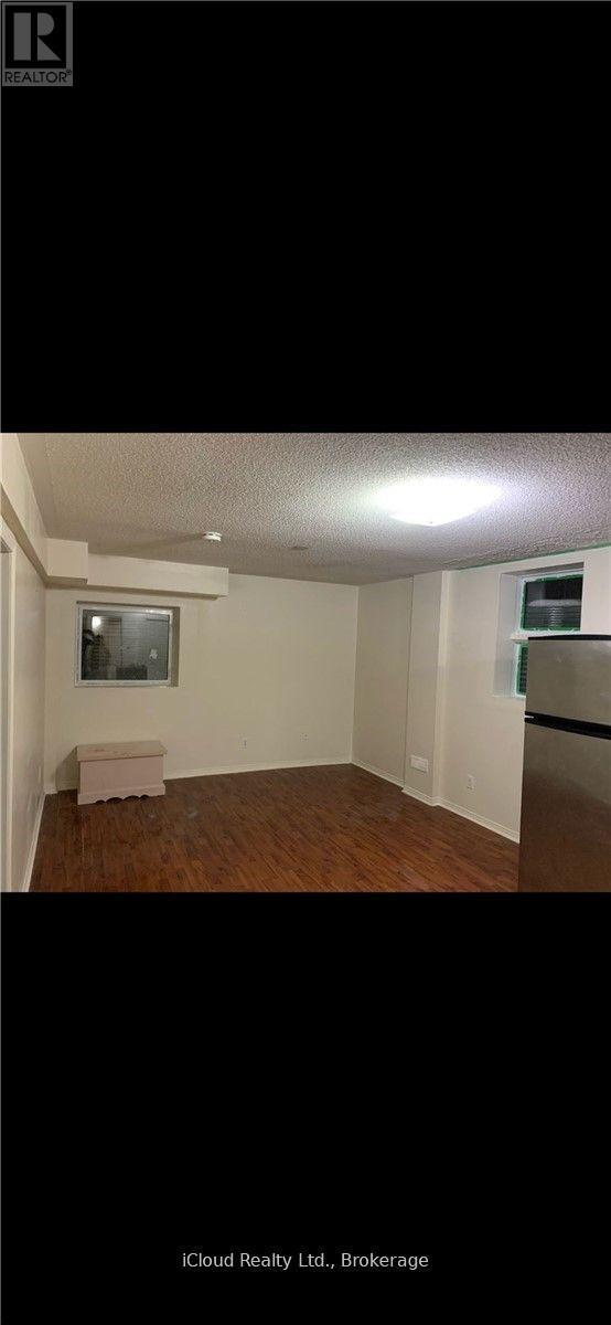 Photo - 364 Cedric Terrace