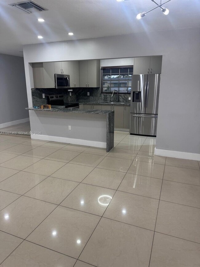 Photo - 7541 Miramar Pkwy