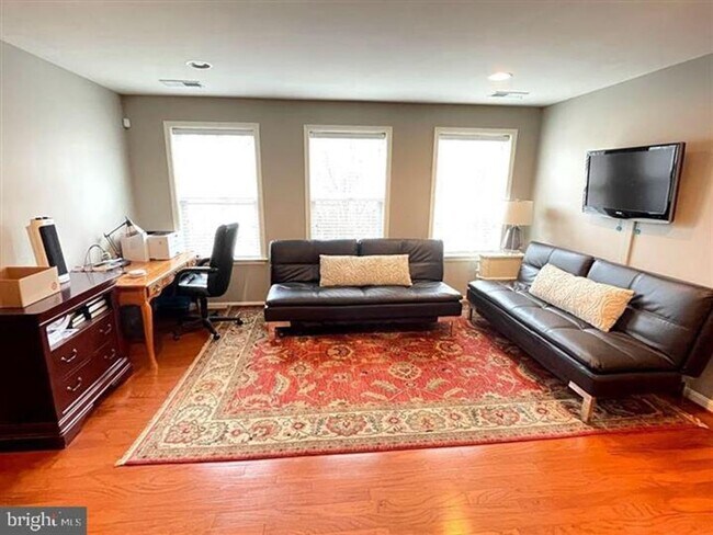 110 Blackgum Ct