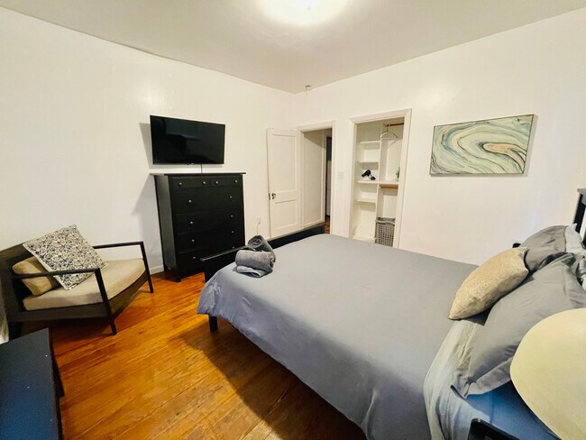 Photo - 536 NW 47th St