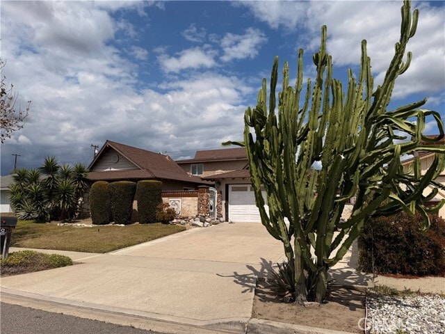 Building Photo - 136 N Tiana Ln