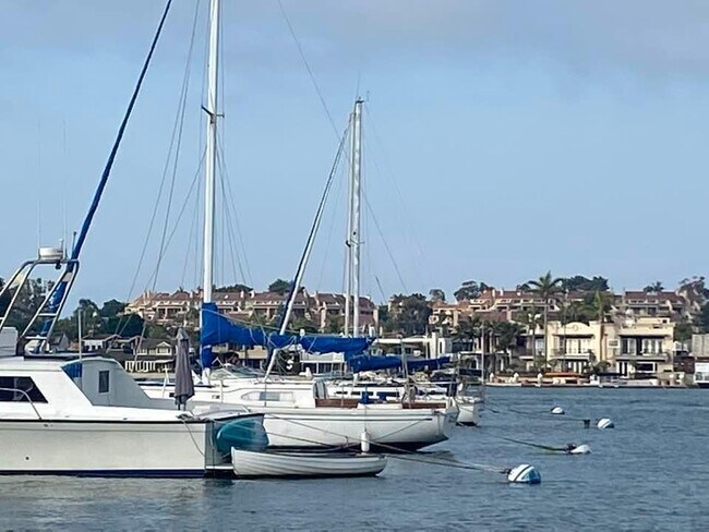 Docking your boat available with an additional fee - 311 E Edgewater Ave Unit A