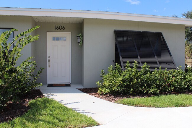 Photo - 1630 State St Unit 1630 State Street
