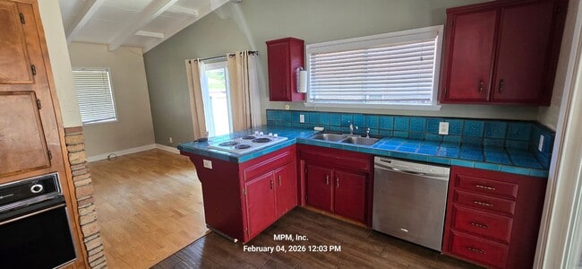 Photo - 2 bedroom 2 bath w bonus room