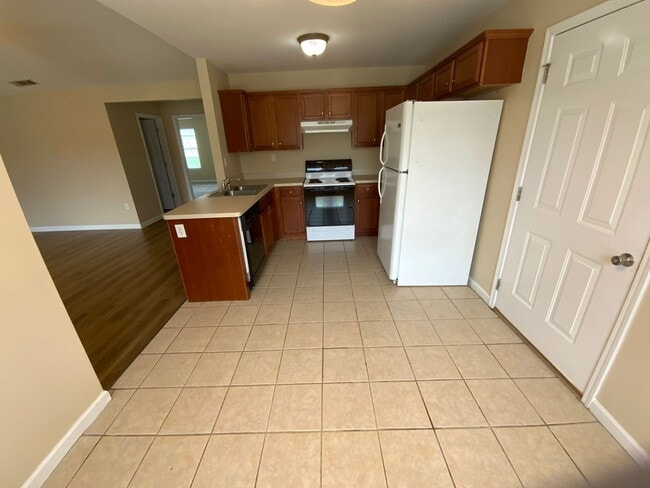 Photo - 6-8 Prescott Ln NW Unidad 6 Prescott Ln