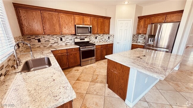 Building Photo - 166 Lenape Heights Ave Rental