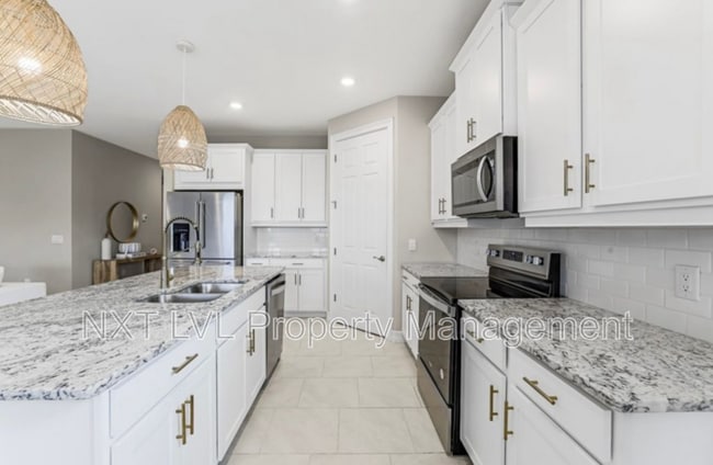 Photo - 440 Coral Reef Pl