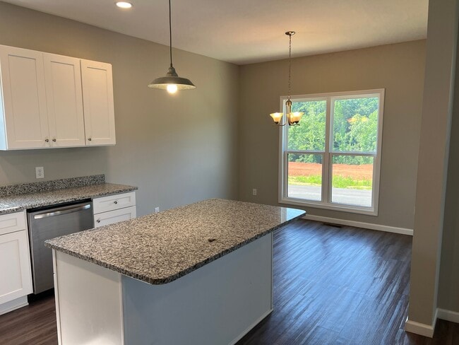 Photo - 237 Cherokee Dr