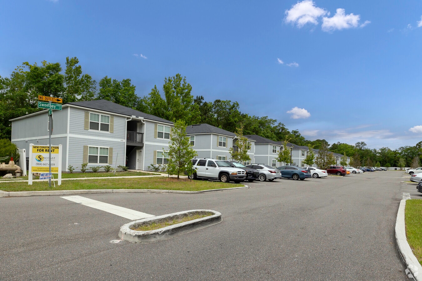 Context - Sweetbay Apartments