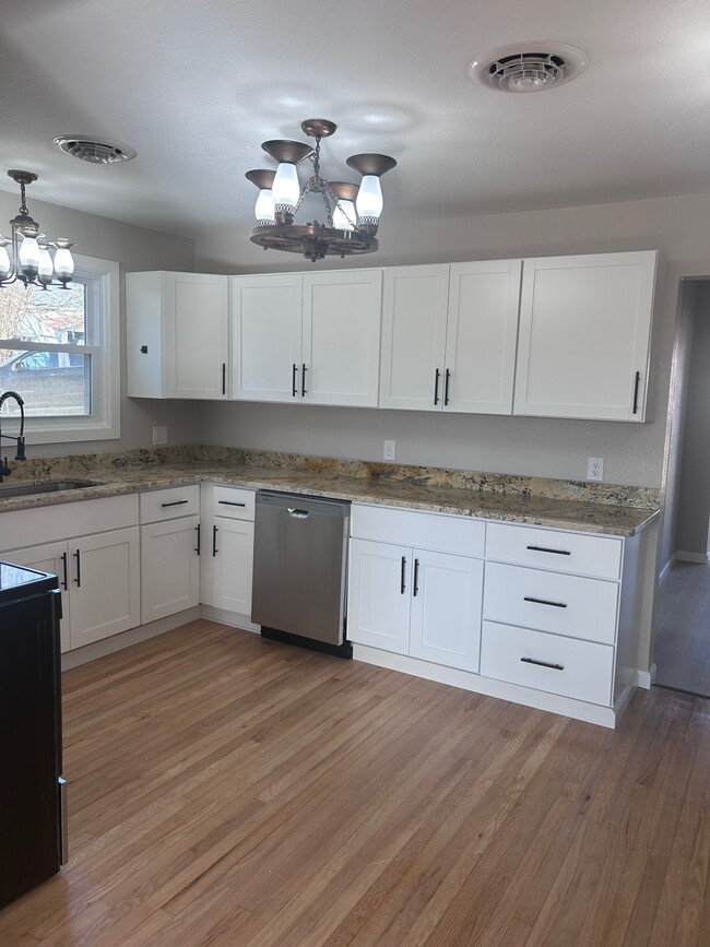 Photo - 177 Jarrett Buck Loop