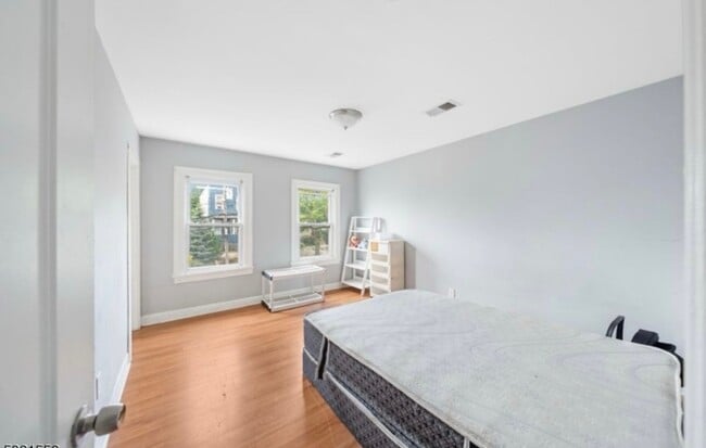 Building Photo - 26 Florida St Unit 1 Rental