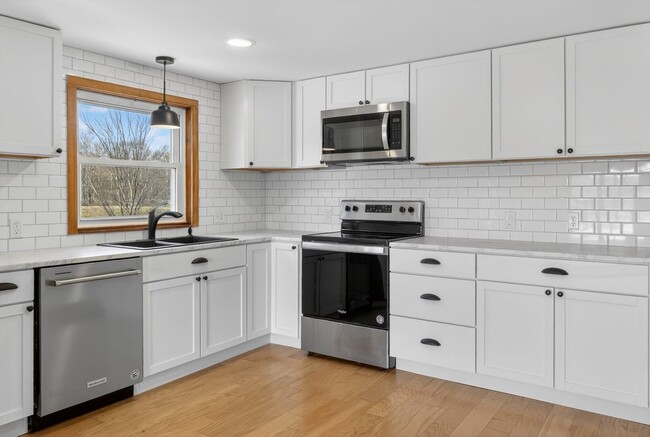 Photo - 999 Salmon Creek Rd