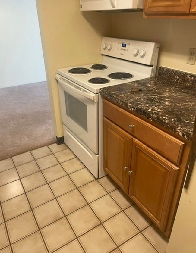 Photo - 3 Post Oak Ln Unit 10