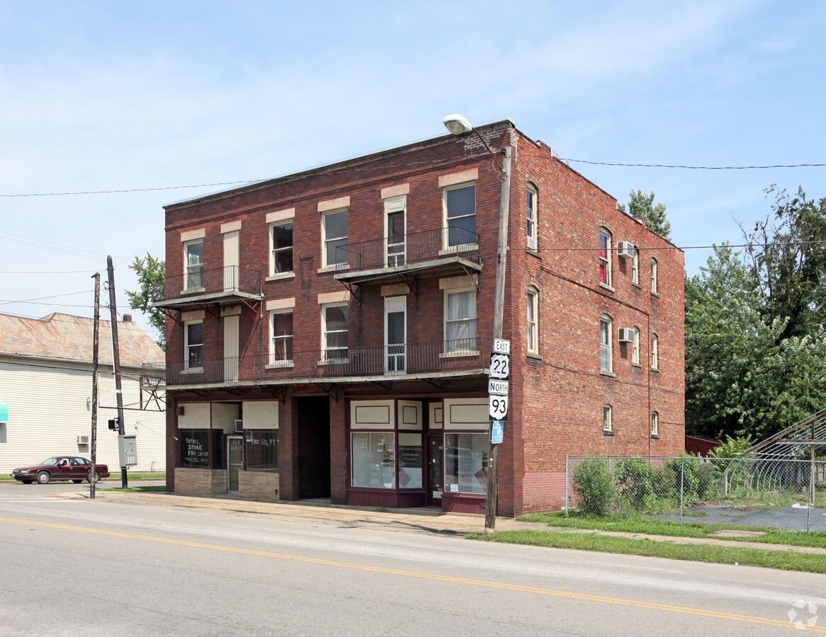 Photo - 904-908 Putnam Ave