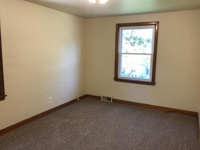 Photo - Spacious Home In Great Neighborhood!