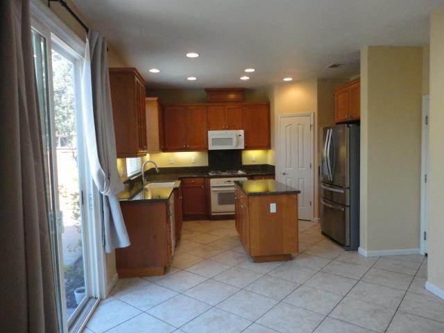 Photo - 6060 Dalton Way