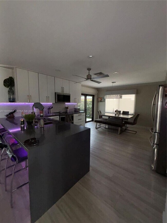 Photo - 16551 SW 75th St