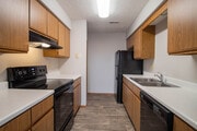 2BR, 2BA - Kitchen