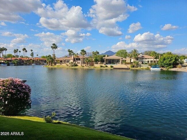 Building Photo - 10080 E Mountainview Lake Dr Unit 135