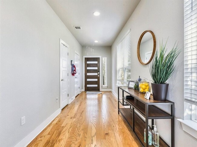 Photo - Inviting 4/BR 2.5/BA Home in Austin