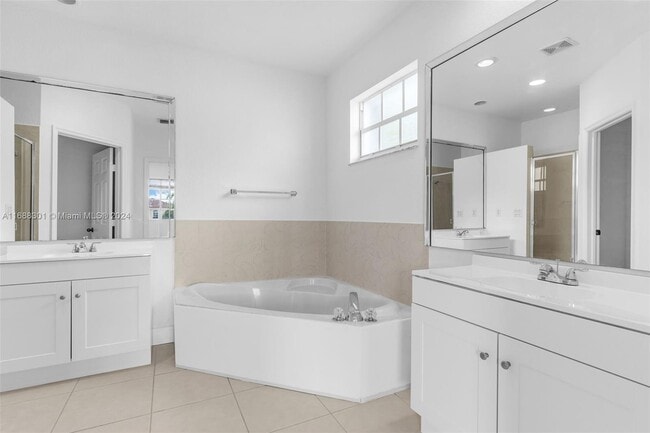 Photo - 4450 NW 113th Pl
