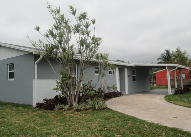 Building Photo - 2457 Pinecrest Ct