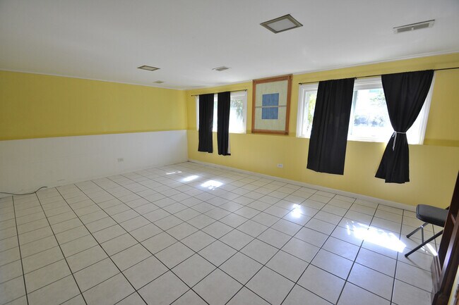 Photo - 358 Walnut Ave