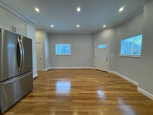 Photo - 50 Dudley St Unit 1