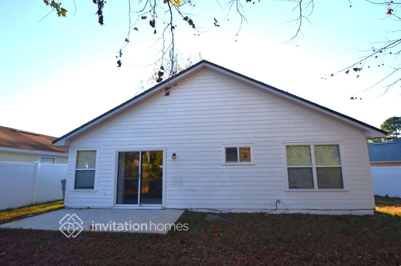 Photo - 6087 Alpenrose Ave