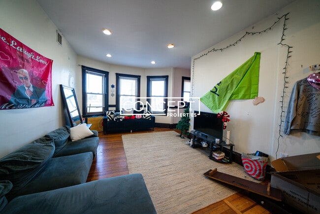 Photo - 170 St Alphonsus St Unit 2