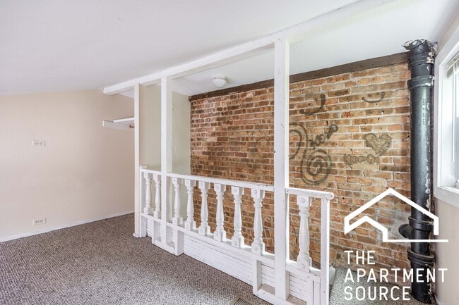 Photo - 1501 W Fullerton Ave Unidad 1R