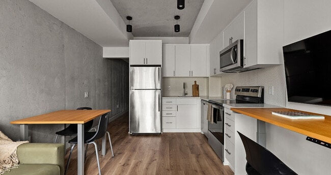 Building Photo - GEOpark