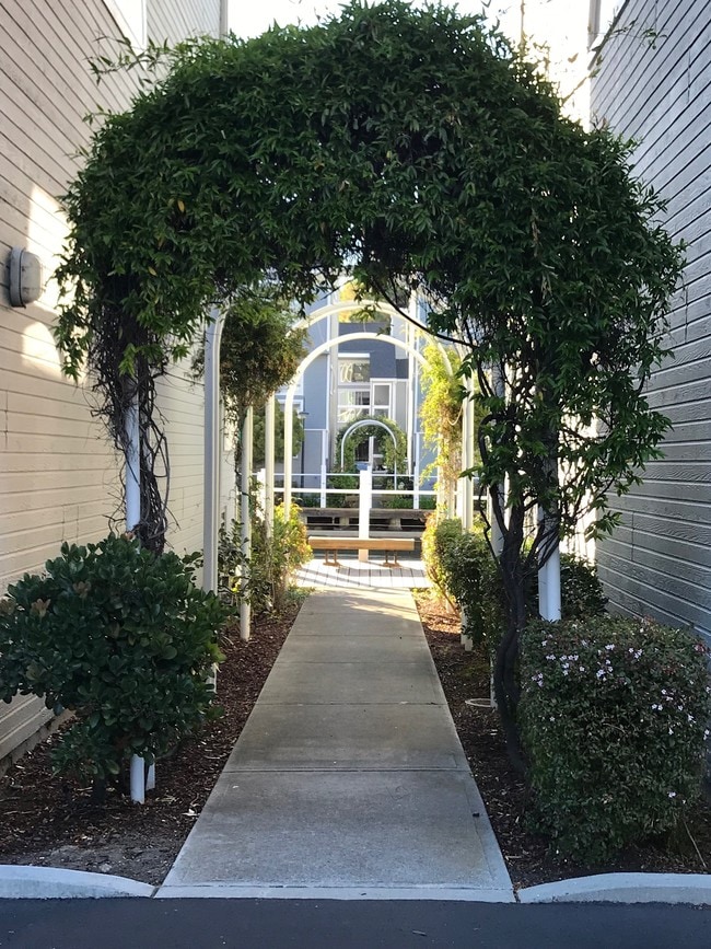 Photo - 826 Boardwalk Pl Unit 826 Boardwalk Place