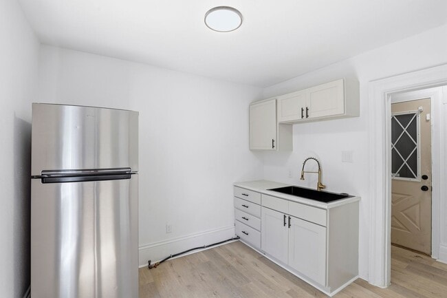 Building Photo - 840 Jackson St Unit 840B