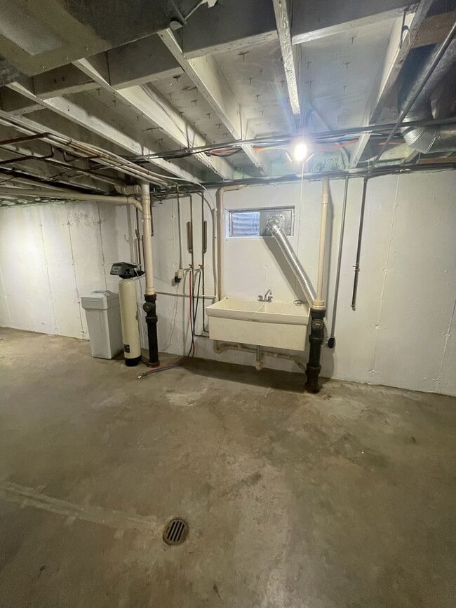 Photo - FULLY UPDATED 2-bedroom, 1-bath home (with bonus room) in Janesville