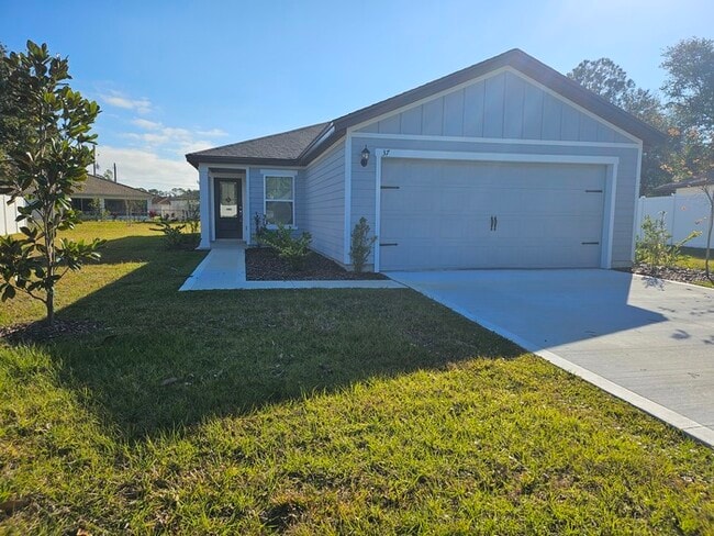 Building Photo - 3 BR/ 2 BA home in P section