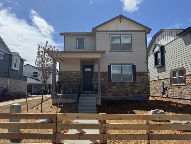 Stunning Brand New Home Close To Lowry & DIA - Stunning Brand New Home Close To Lowry & DIA