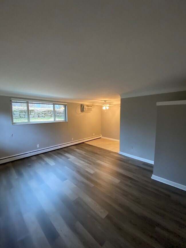 Photo - 320 Hanna Ave Unit C12