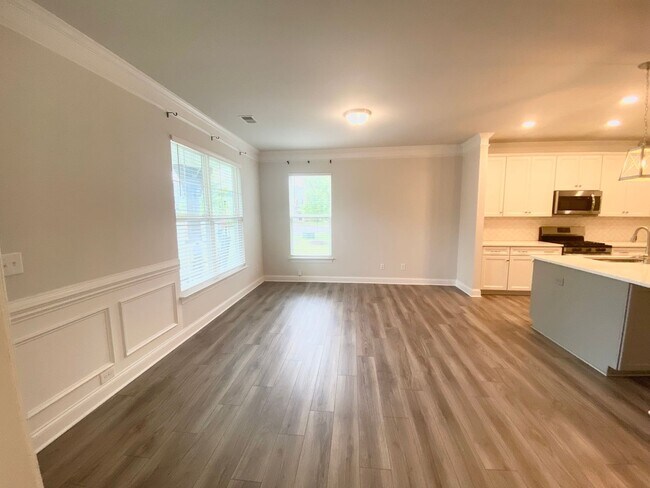 Photo - Incredible Townhome in Belmont!